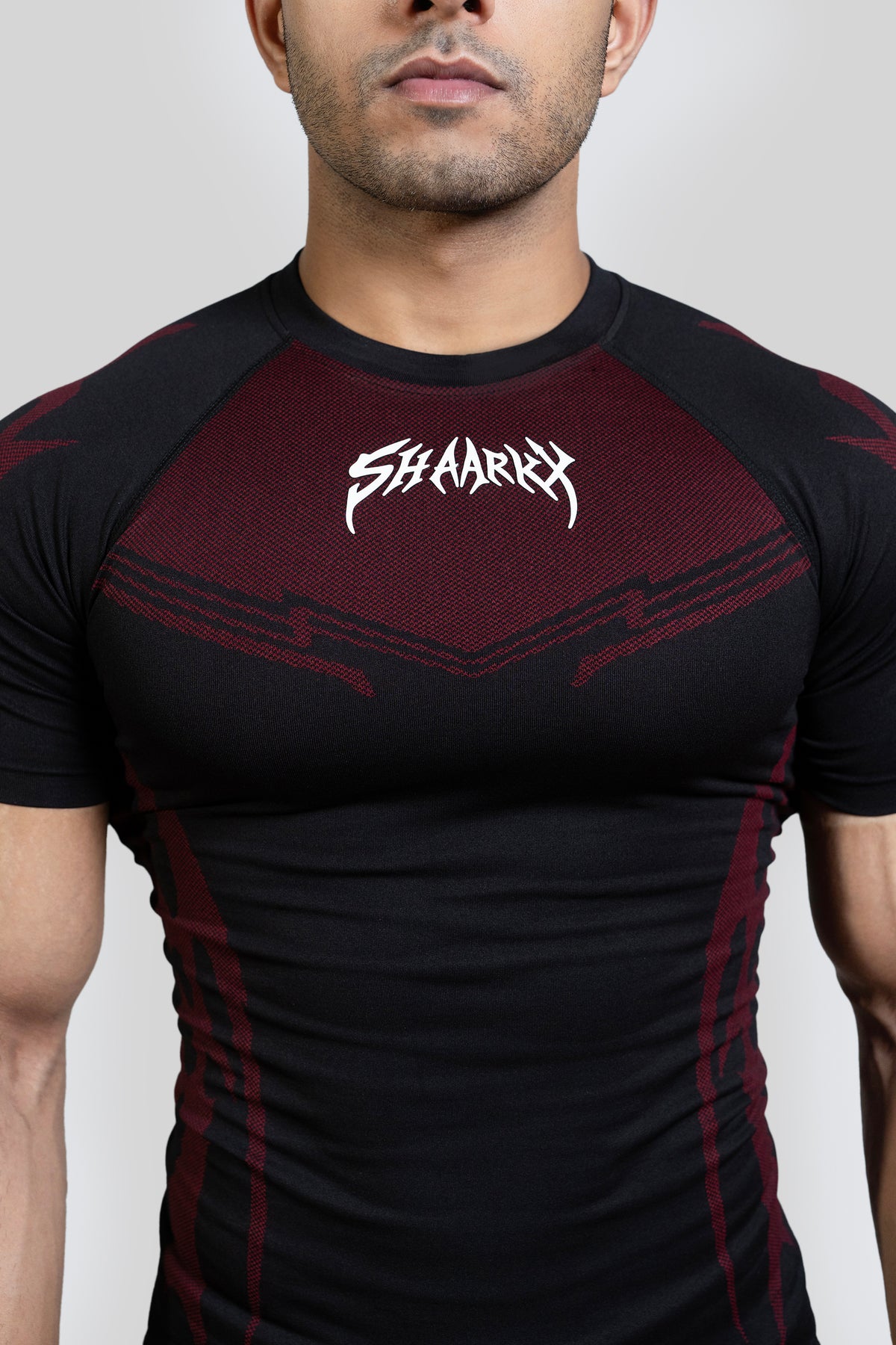 SHAARKX RAVEN SEAMLESS TSHIRT - BLOOD RED