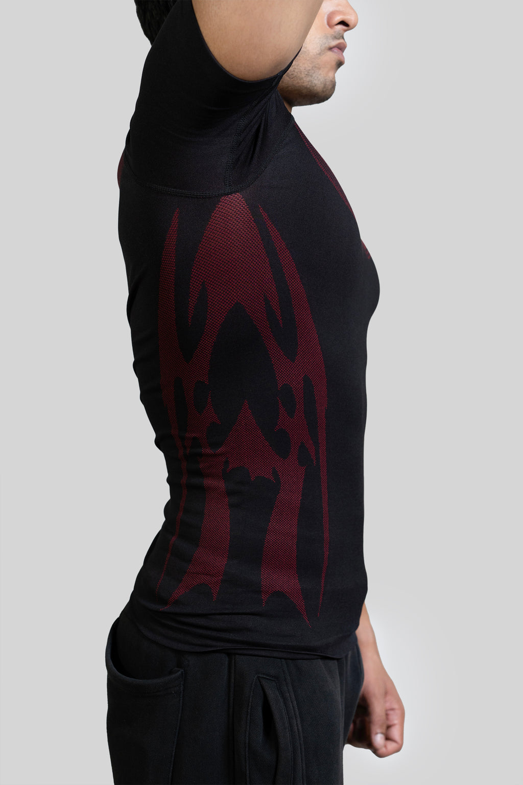 SHAARKX RAVEN SEAMLESS TSHIRT - BLOOD RED
