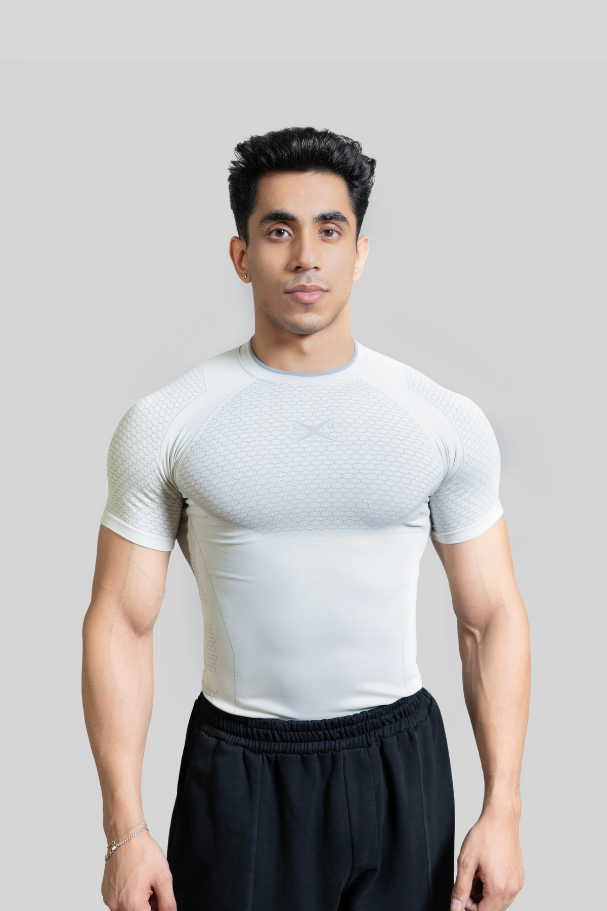 SHAARKX PHANTOM 2.0 SEAMLESS T-SHIRT - OFF WHITE